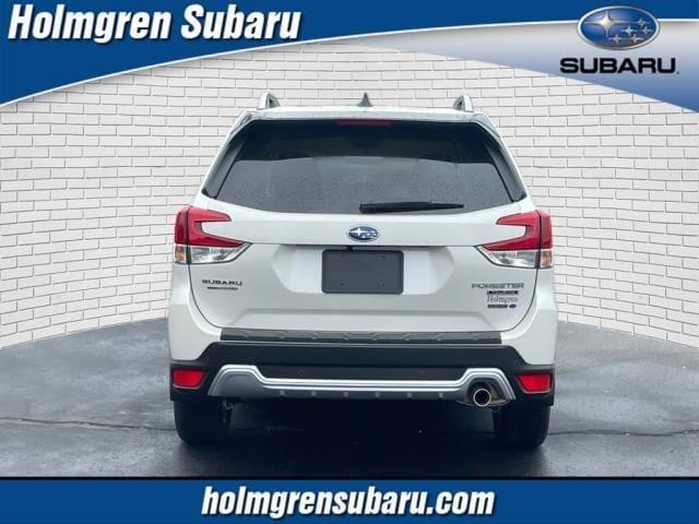 2024 subaru forester touring