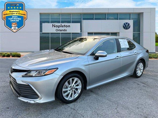 2023 toyota camry le