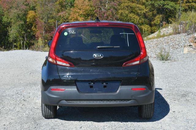 2021 kia soul lx