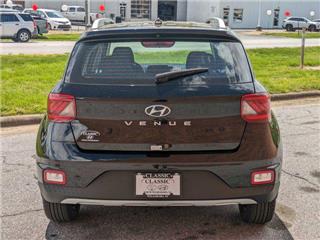 2024 Hyundai Venue sel