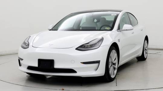2020 Tesla se