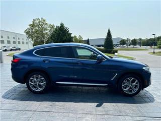 2025 BMW X4 xdrive30i