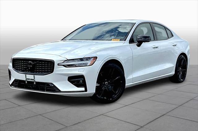 2024 volvo s60 b5 plus black edition