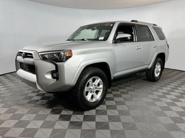 2022 toyota 4runner sr5