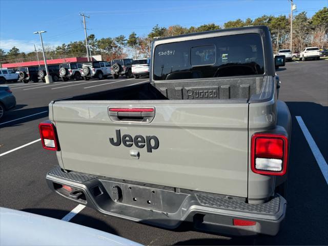 2023 jeep gladiator sport s