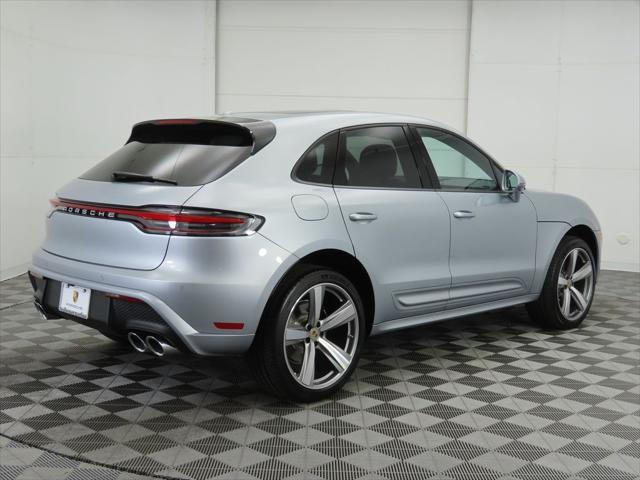 2024 porsche macan base