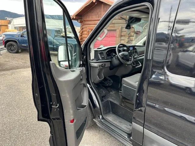2020 ford transit-250 base