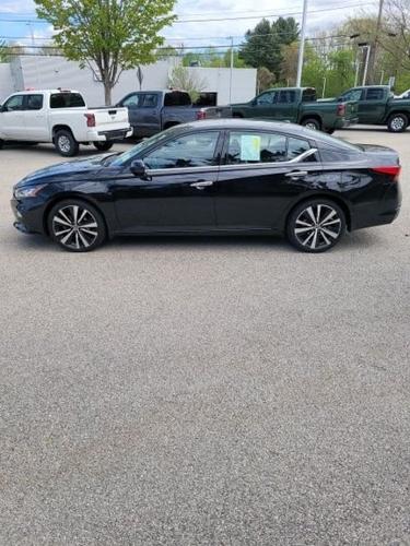 2021 nissan altima 2.5 platinum in auburn, massachusetts