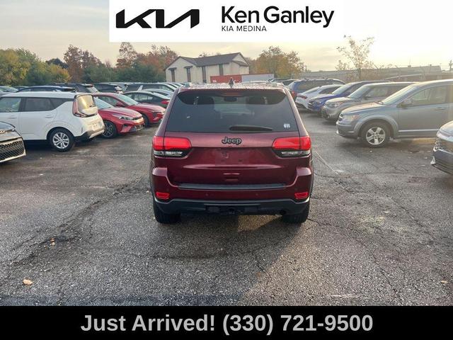2017 jeep grand cherokee laredo