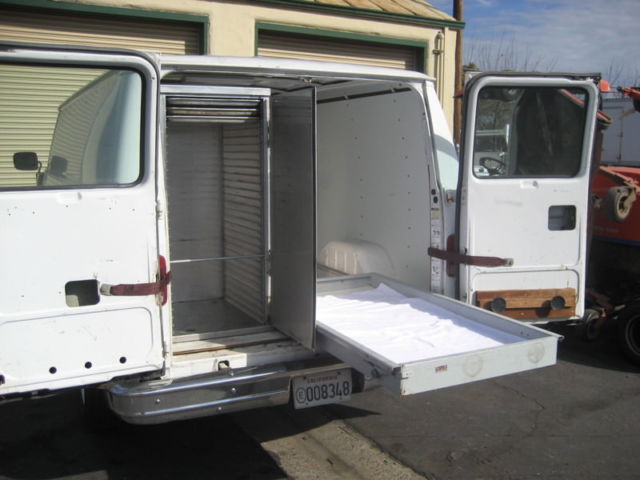 1990 chevy van 30 outfitted for food service catering