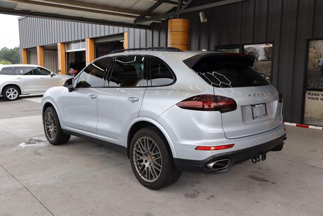 2017 porsche cayenne platinum edition