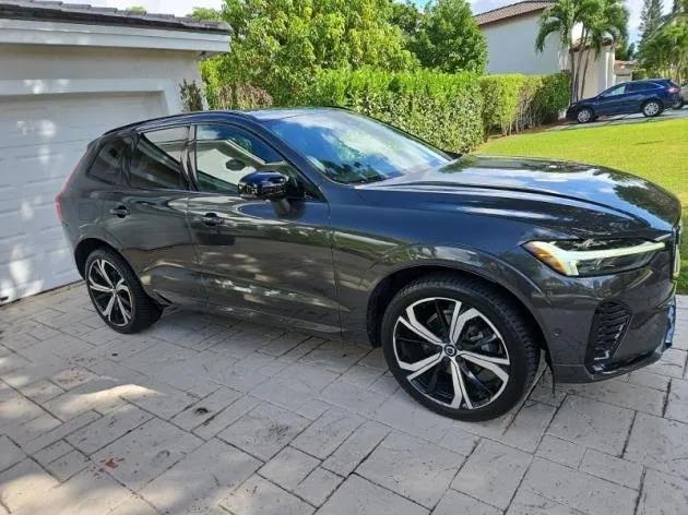 2022 volvo xc60 b5 r-design