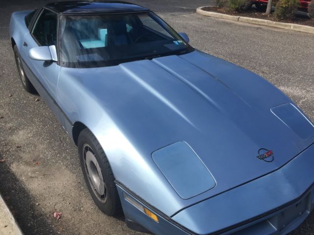1985 chevrolet corvette coupe clean carfax** low miles great fun driver**