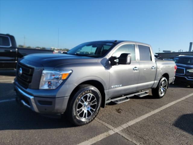 2021 nissan titan sv