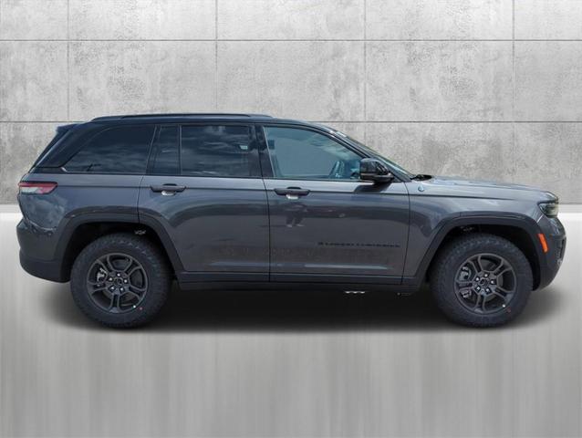 2024 jeep grand cherokee 4xe trailhawk