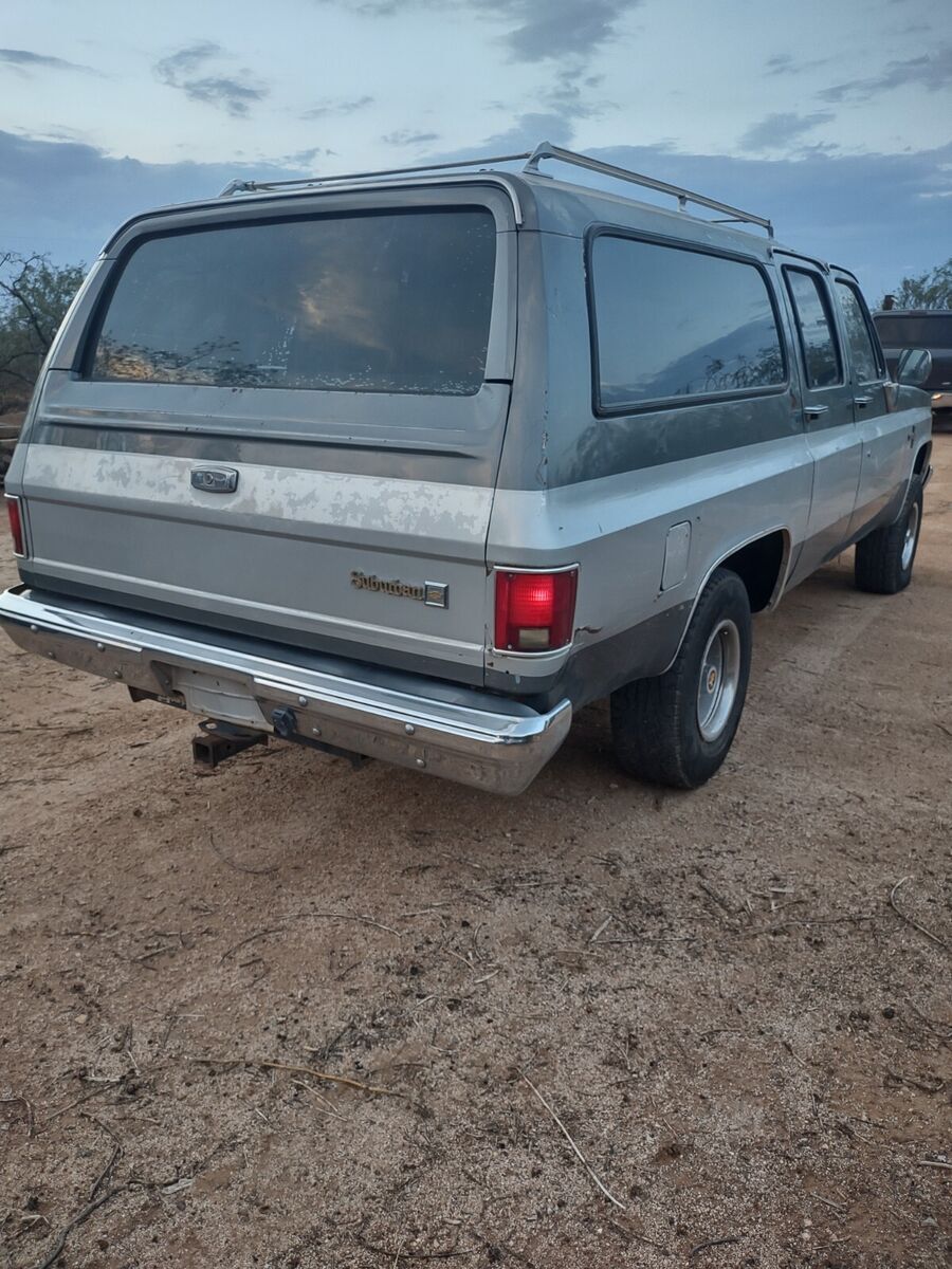 1987 chevrolet suburban 4x4