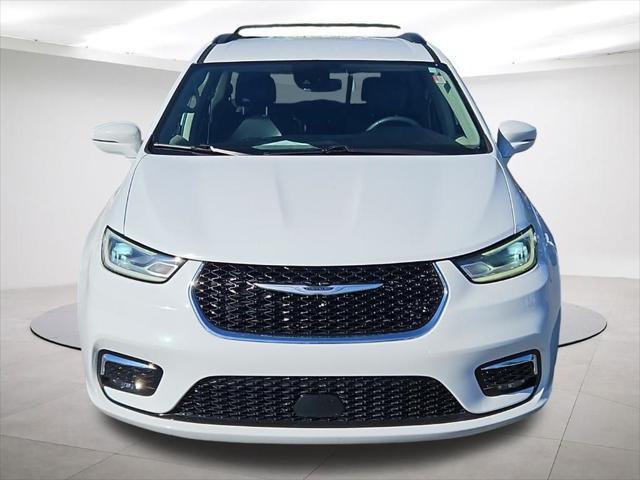 2022 chrysler pacifica touring l