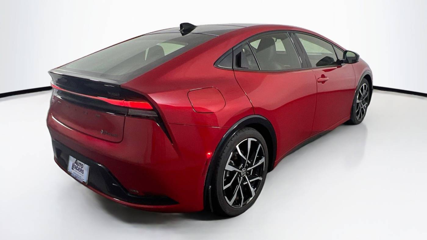 2023 toyota prius prime xse