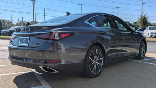 2023 Lexus ES