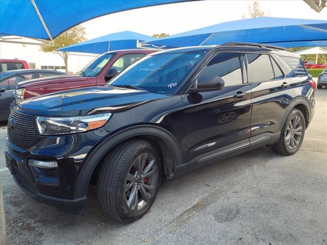 2021 ford explorer xlt
