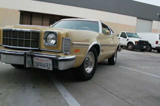ford gran torino v8, automatic