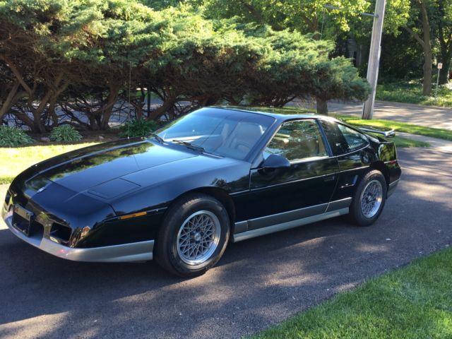 1986 pontiac fiero gt 7,900 miles!