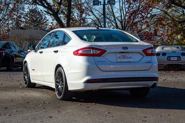 2014 ford fusion hybrid se
