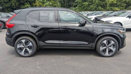 2024 Volvo XC40