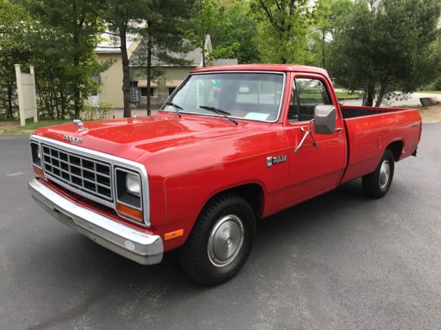 1984 dodge d100 prospector only 34k original miles, remarkable condition