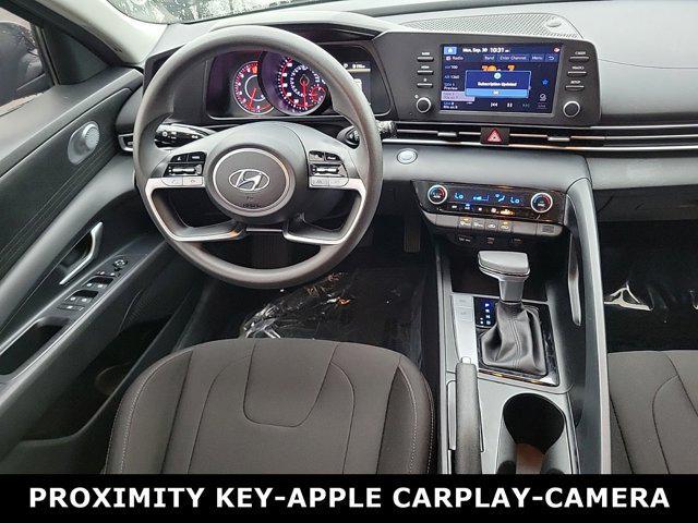 2022 hyundai elantra sel