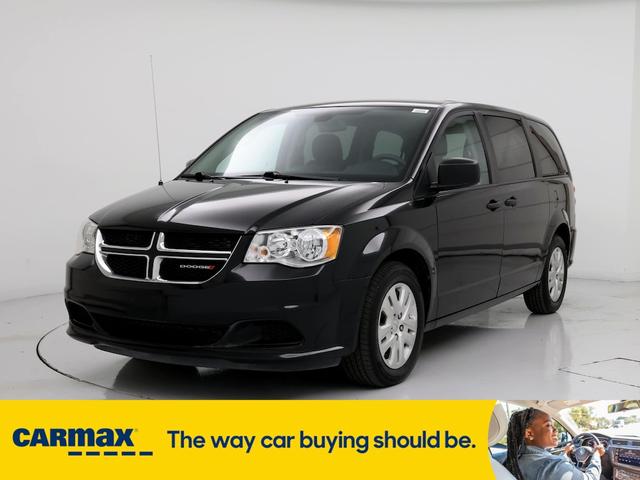 2019 dodge grand caravan se