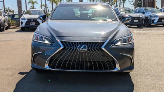 2025 Lexus ES
