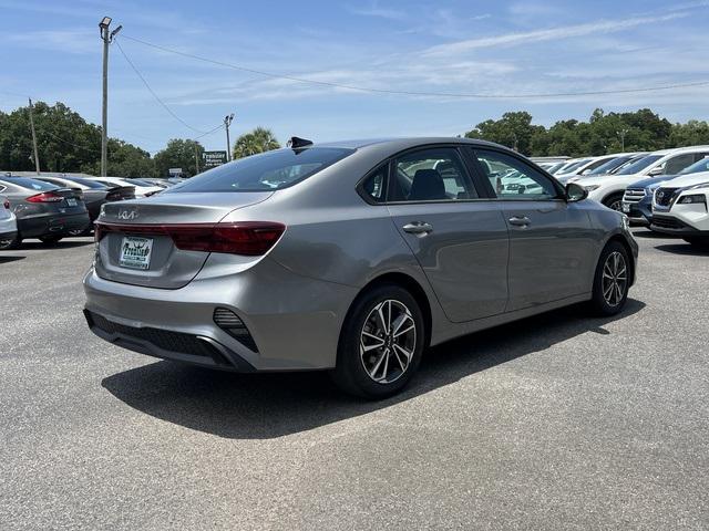 2022 kia forte lxs