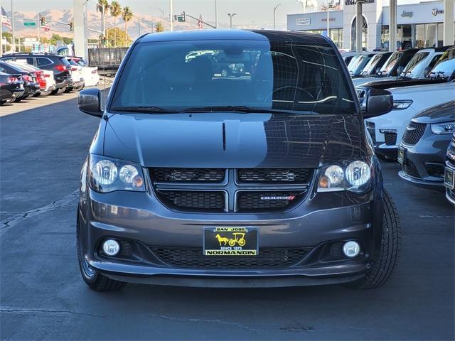 2019 dodge grand caravan gt