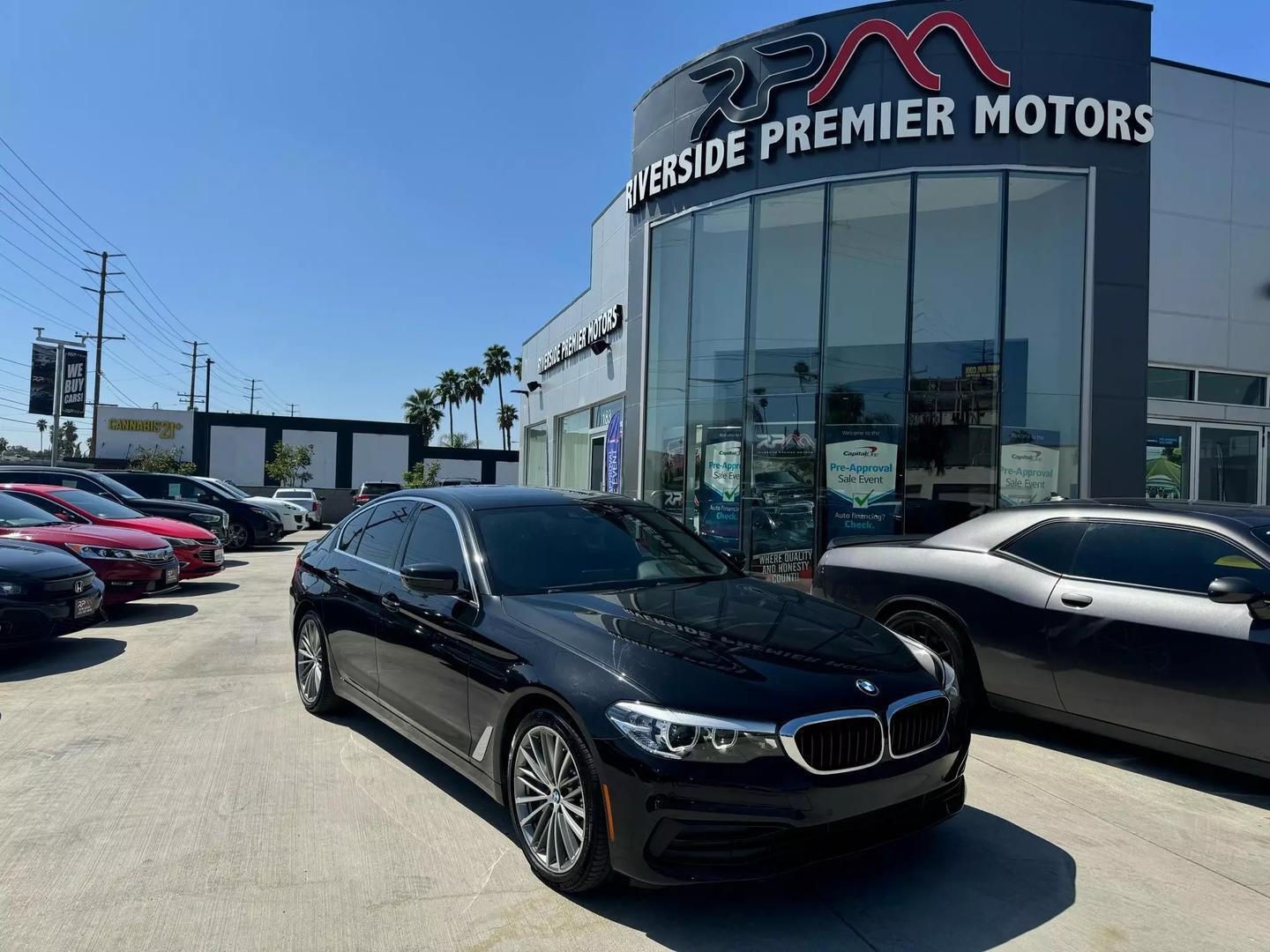 2019 bmw 5-series 530i