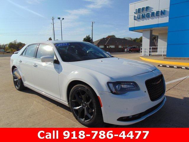 2023 chrysler 300 s