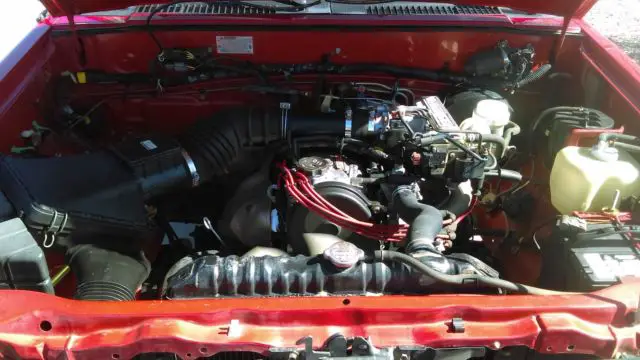 1991 mitsubishi mighty max base standard cab pickup 2-door 2.4l