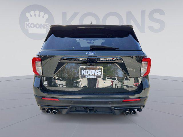 2022 ford explorer st