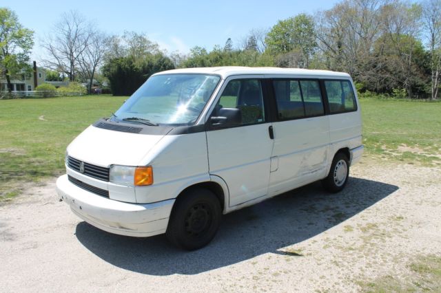 1993 volkswagen eurovan mv 2.5l 5cyl with only 62k original miles, runs good!!