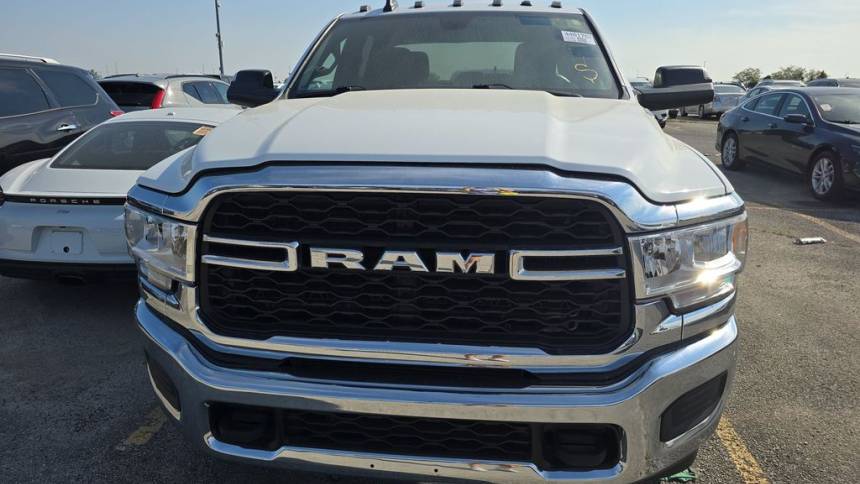 2022 ram 3500 tradesman