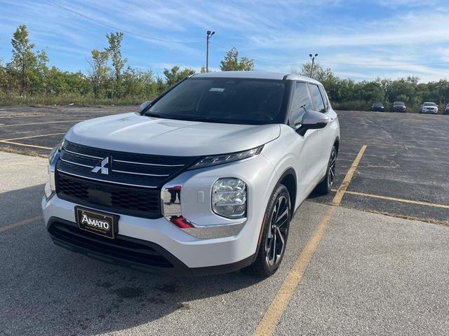 2022 mitsubishi outlander es
