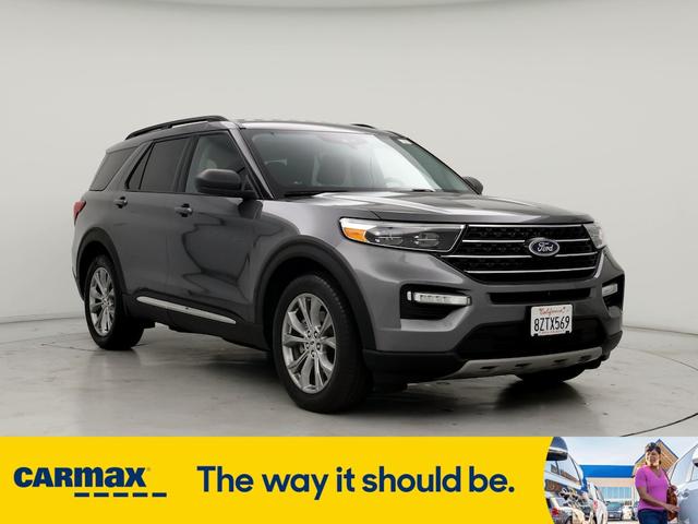 2021 ford explorer xlt