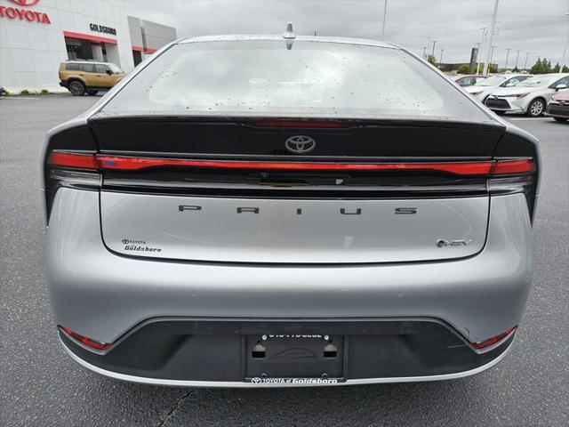 2023 toyota prius le