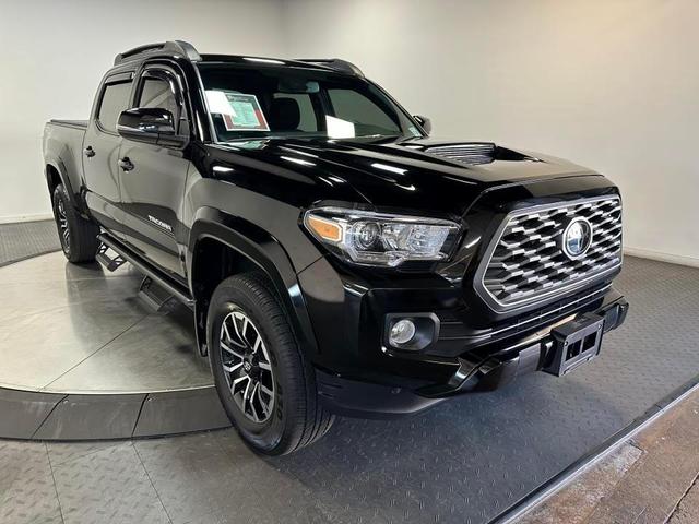 2023 toyota tacoma trd sport