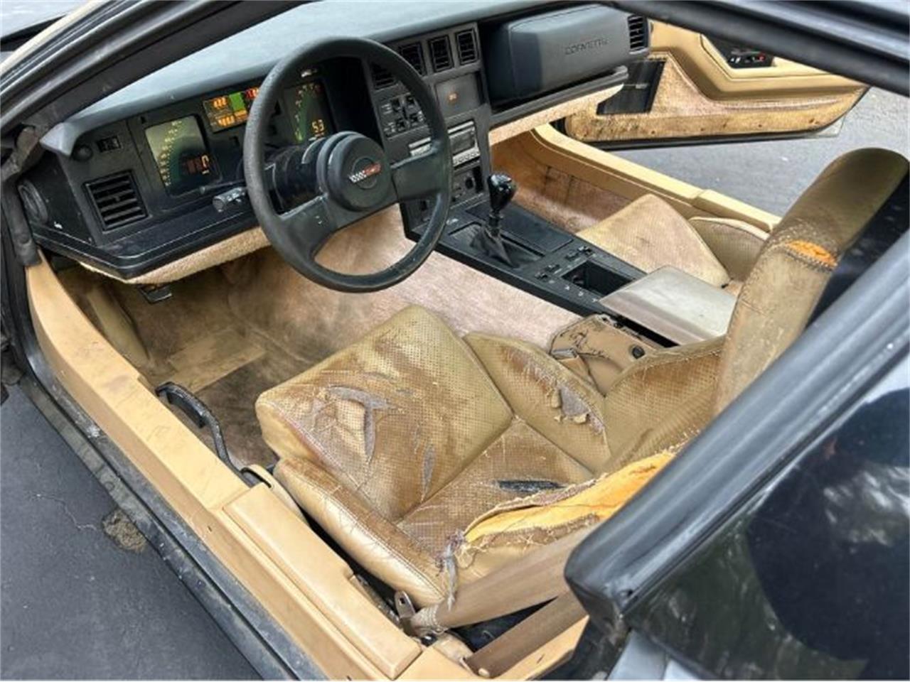1985 chevrolet corvette