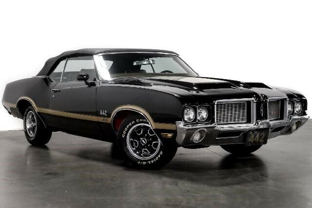 1972 oldsmobile cutlass, black with 16079 miles available now!