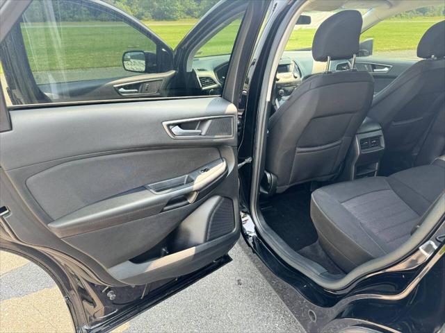 2016 ford edge se
