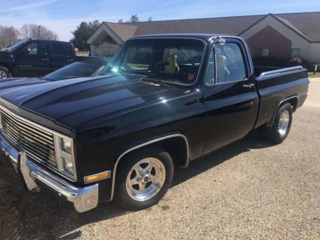 1986 gmc short bed 454 street rod black
