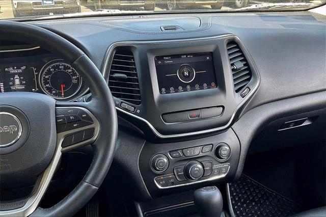 2019 jeep cherokee latitude plus