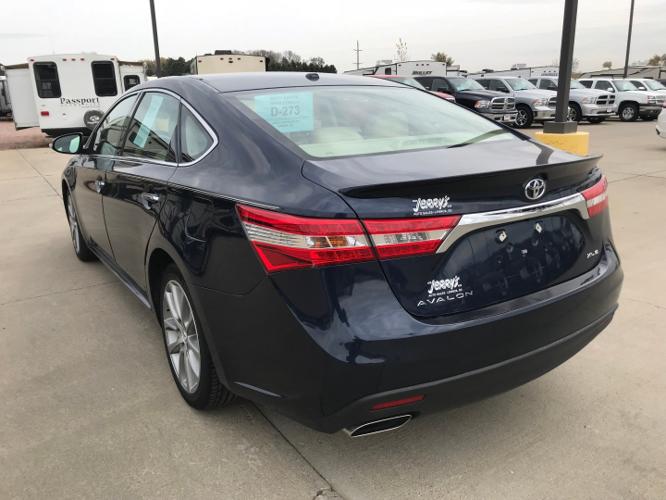 used 2015 toyota avalon lennox, sd 57039 for sale in lennox, south dakota
